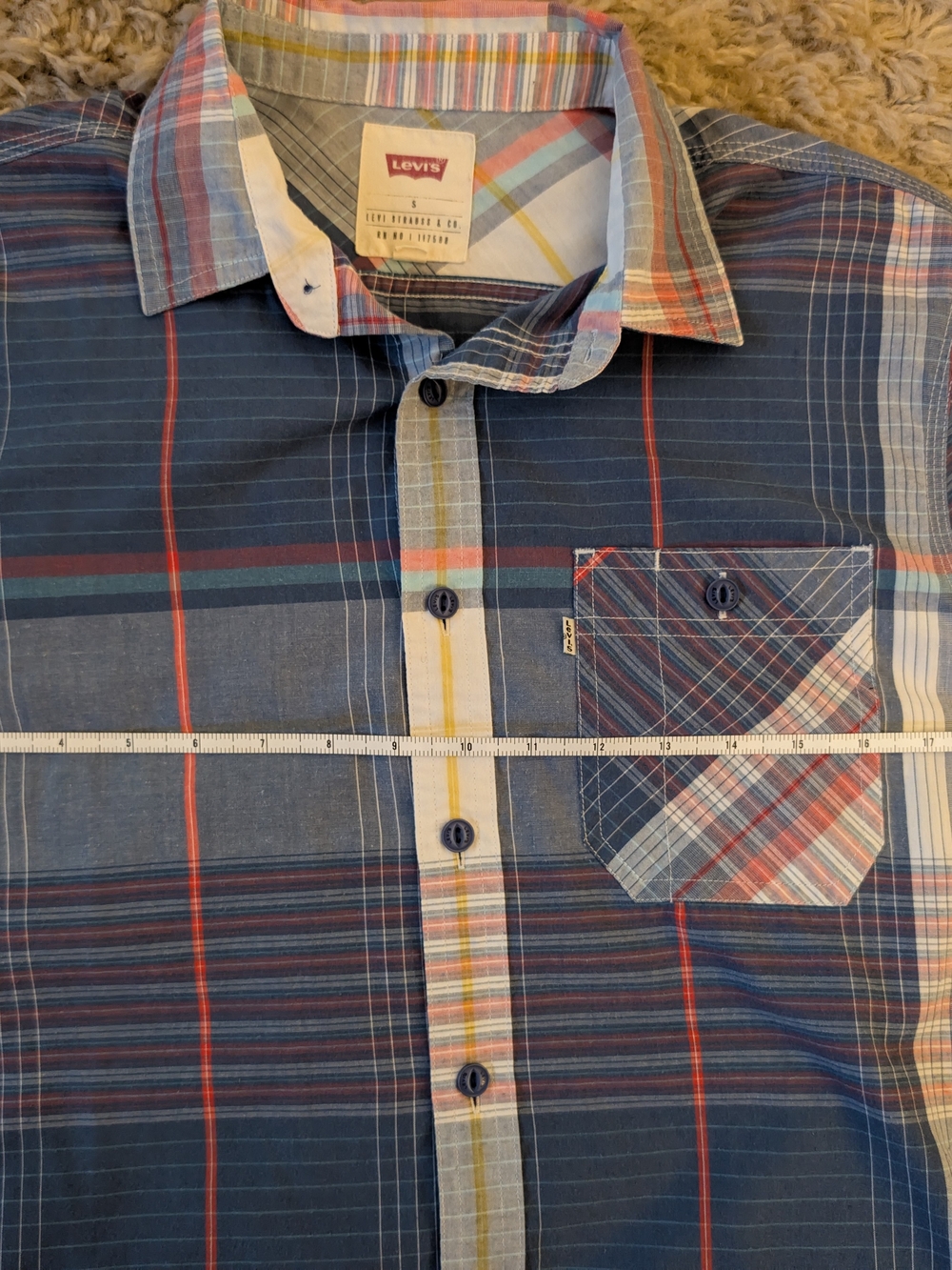 Men's Blue Plaid Short-Sleeve Button-Up Shirt